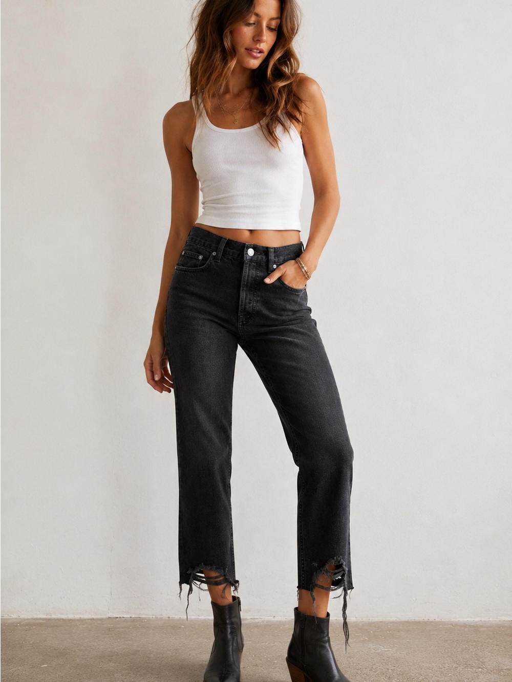 We The Free Black Distressed Straight Crop Jeans Women’s 25 Raw Hem 100% Cotton